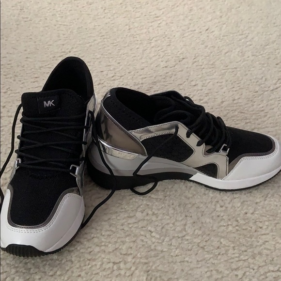 Michael Kors shoes - Picture 1 of 1